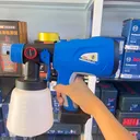 ម៉ូទ័របាញ់ថ្មាំប្រើថ្ម