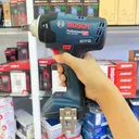 ម៉ូទ័រដោះប៊ូឡុងប្រើថ្ម